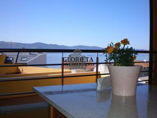 Appartement  Calle leopoldo novoa garcia. Excelente piso en venta en raxo con plaza de garaje