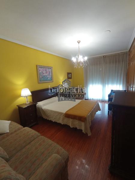 Foto 8339d15a-55fe-44c4-85df-75debff2cf31. Maison jumelée avec chauffage parking dans Baiona