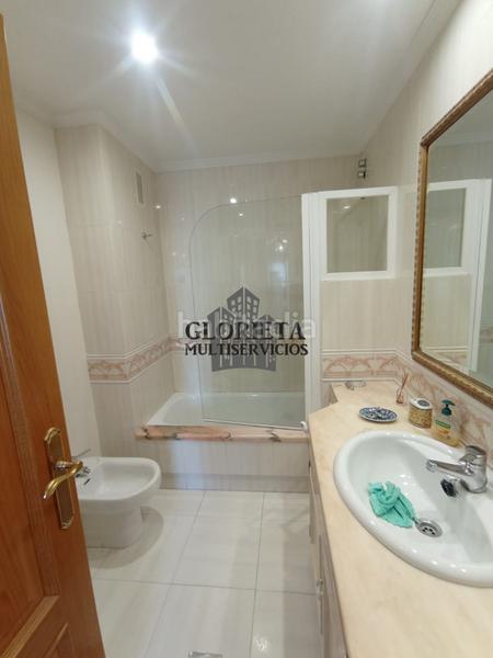 Foto 95a687d3-ce01-4e6b-b410-3608a97dd366. Maison jumelée avec chauffage parking dans Baiona