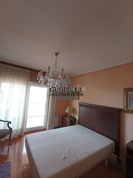 Foto b1412604-cb4d-4218-b6c3-5df76cce1890. Maison jumelée avec chauffage parking dans Baiona