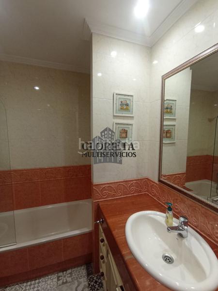 Foto bfe41839-0dd2-439b-a8ff-4576b93cfc63. Maison jumelée avec chauffage parking dans Baiona