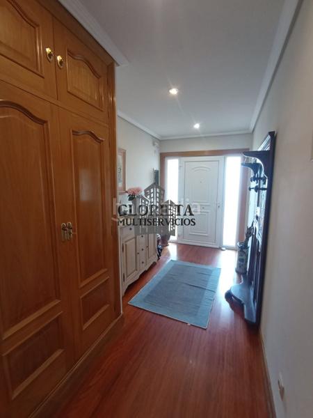 Foto faf79233-d6d5-4ad3-aae7-8a02d69219a1. Maison jumelée avec chauffage parking dans Baiona