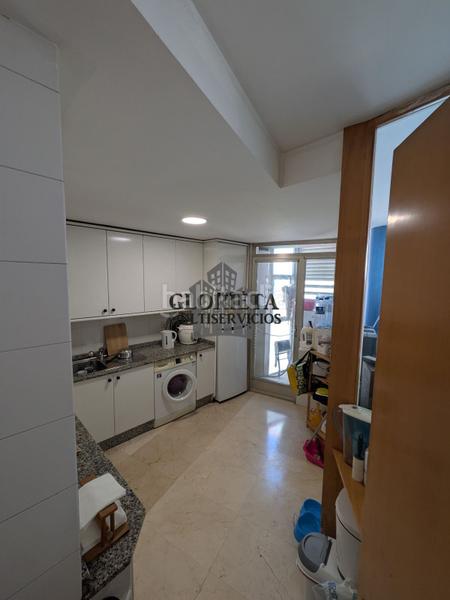 Foto abac56a7-5b65-4be8-b8cd-e08c2791f99f. Piso precioso piso en venta en sanjurjo badía! en Vigo