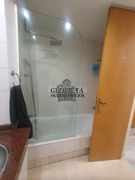 Foto f561bad0-f402-4ac1-9495-eb40f661d0a0. Piso precioso piso en venta en sanjurjo badía! en Vigo