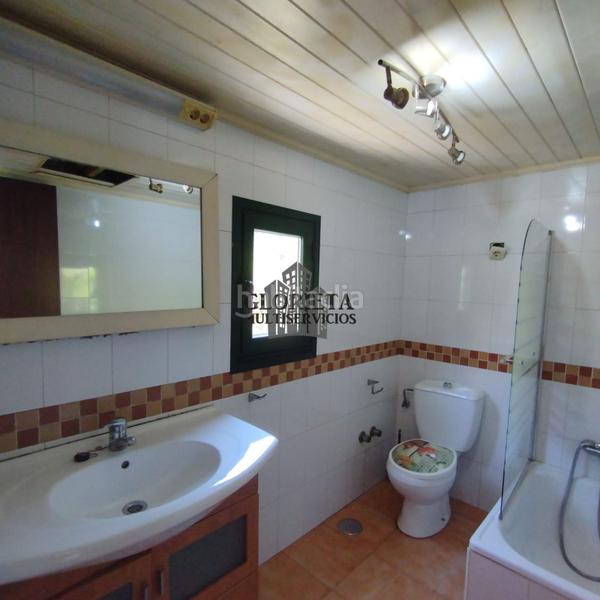 Foto 8780788a-2c08-4d86-bc1c-2eb6139737fc. Casa adosada casa tipo dupex en Teis en Teis Vigo