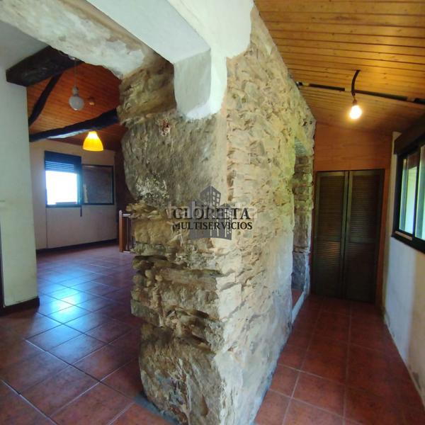 Foto c3f98669-d7f7-46e6-a272-f513b11a7612. Casa adosada casa tipo dupex en Teis en Teis Vigo