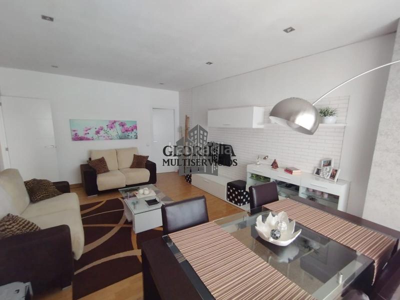 Foto 83206950-64e1-41ed-9232-f5881a5a0ae7. Piso  en venta en raxo en Poio