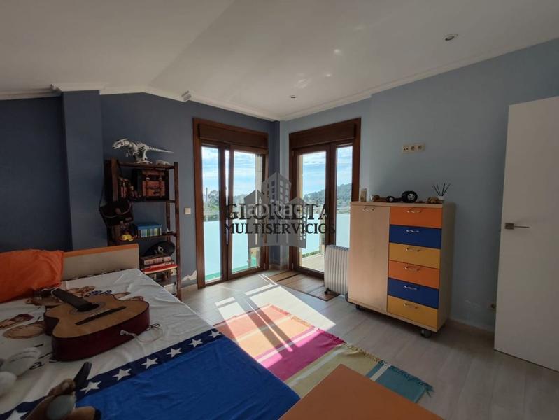 Foto 331156ba-1c70-497a-ab8a-f6ca5da6b8a2. Maison avec chauffage parking dans Bueu