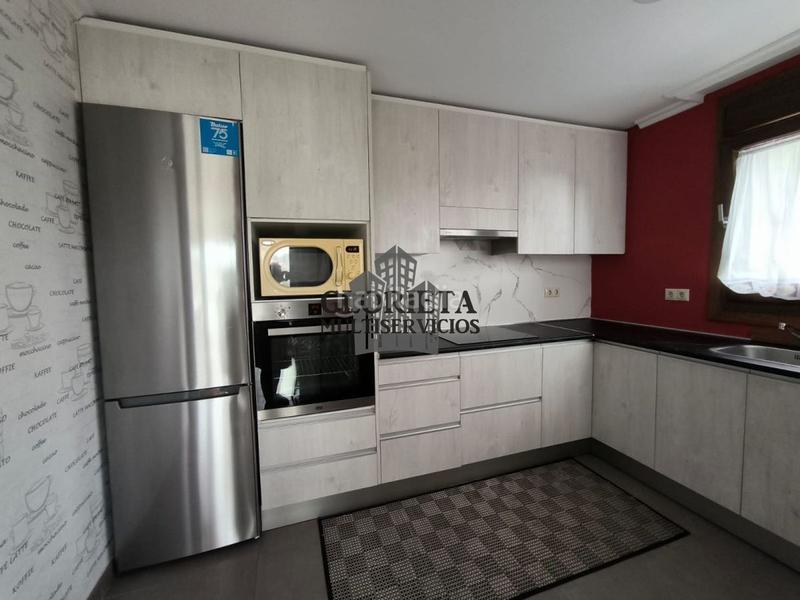 Foto e309db5a-58c0-490c-b2e4-f341e1a665e1. Maison avec chauffage parking dans Bueu