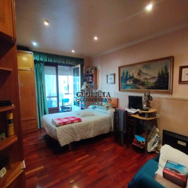 Foto 5a812de7-f11d-4305-becc-c036403e202c. Piso  travesia en Fátima Vigo