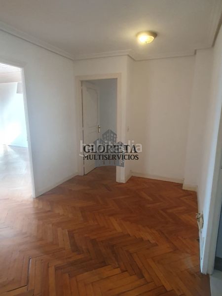 Foto d59931c5-c324-43a7-9e64-6366c8839984. Pis amb calefacció a Camelias - Pi y Margall Vigo