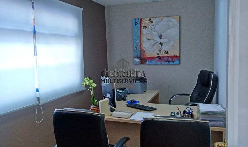 Foto 6399c7f2-882a-46eb-8cd2-16bfd17297bc. Piso bajo en venta en zona traviesas! en As Travesas - Balaidos Vigo
