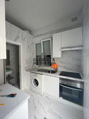Casa a Travesía de Vigo - San Xoán. Oportunidad única, casa adosada en venta en zona calvario!