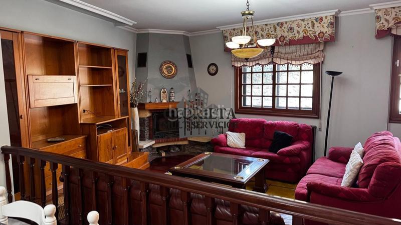 Foto 0b752bb5-14a5-4993-a453-d6a3d5983dc5. Xalet amb calefacció aparcament a Gondomar