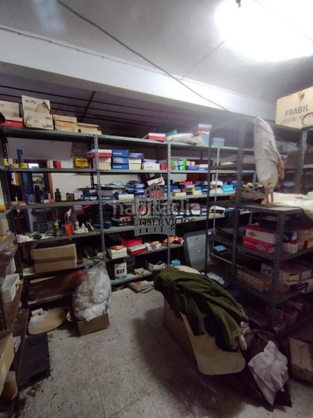 Foto 2a11f0e8-68e9-4a90-b203-c4a630437388. Alquiler local comercial bajo comercial en alquiler zona salgueira! en Vigo