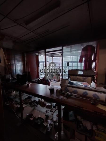 Foto 659f9302-e25c-432d-9e8a-33548e69c882. Alquiler local comercial bajo comercial en alquiler zona salgueira! en Vigo