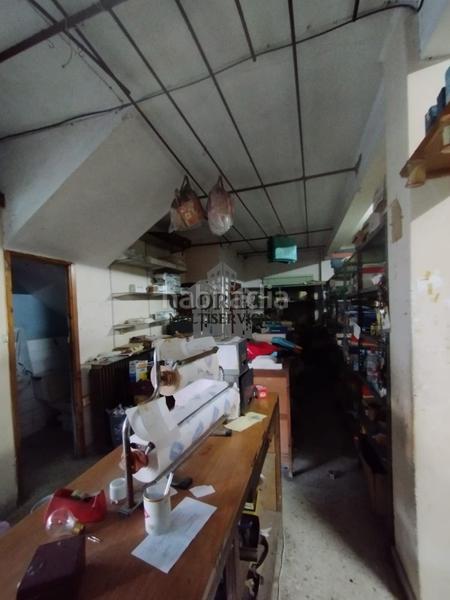 Foto d4ba98a1-f4e5-42c8-ba05-c43f12139dc3. Alquiler local comercial bajo comercial en alquiler zona salgueira! en Vigo