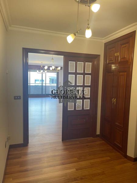 Foto 3ac58abf-0c68-4836-abfb-5e01d3eb02ad. Flat with parking in Plaza España - Corte Inglés Vigo