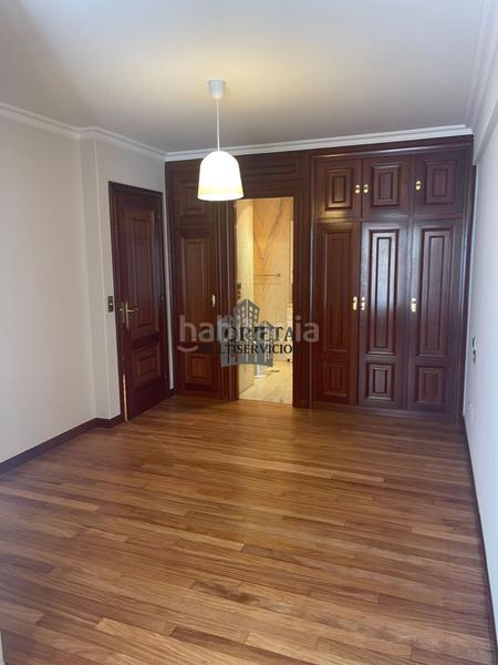 Foto 6fb143db-809d-42c8-994f-8f8660ec444d. Flat with parking in Plaza España - Corte Inglés Vigo