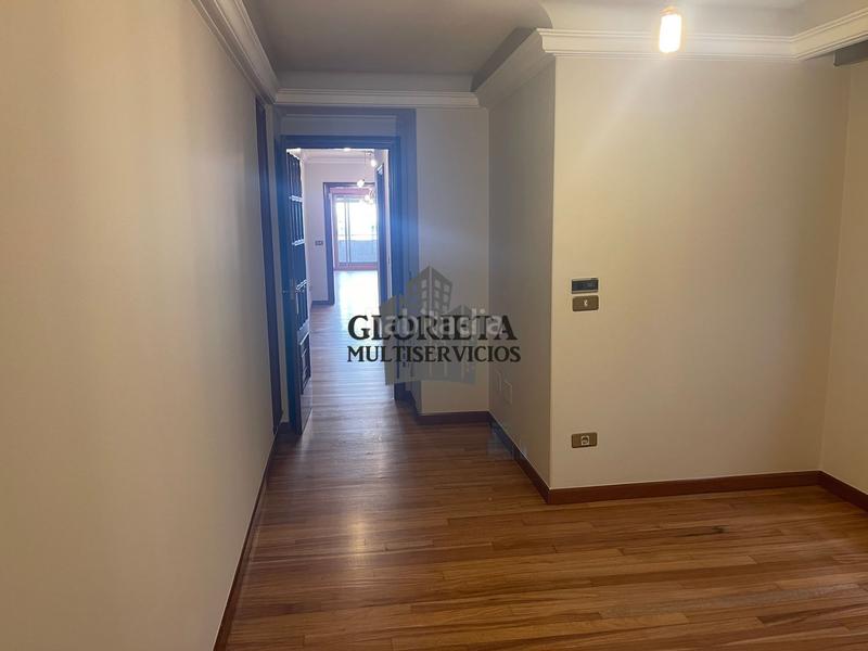 Foto bd657a0b-3421-464c-a847-0263ff00fba2. Flat with parking in Plaza España - Corte Inglés Vigo