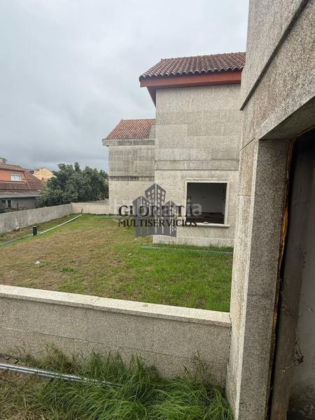 Foto 719ddcfd-bd91-47a6-a585-39a3266305a8. Chalet avec parking dans Teis Vigo