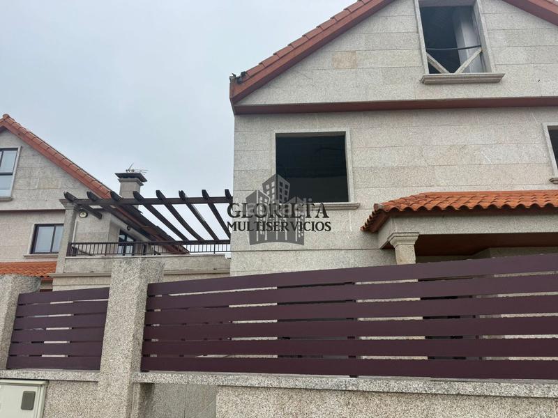 Foto 862af0d0-521c-4ca0-948c-8883325f48e9. Chalet avec parking dans Teis Vigo