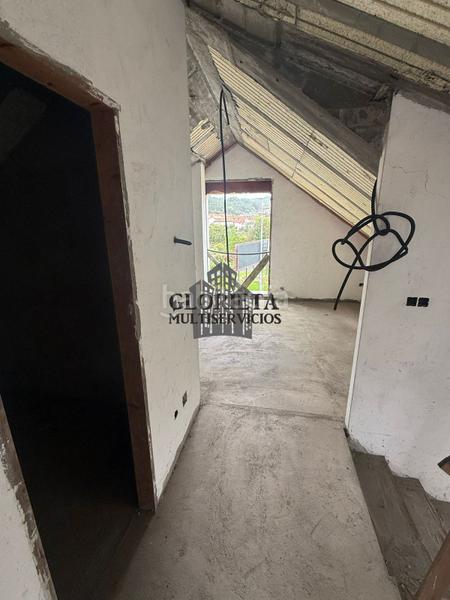 Foto a300228f-fb84-43a4-8e6b-b97aa4dc02b1. Chalet avec parking dans Teis Vigo