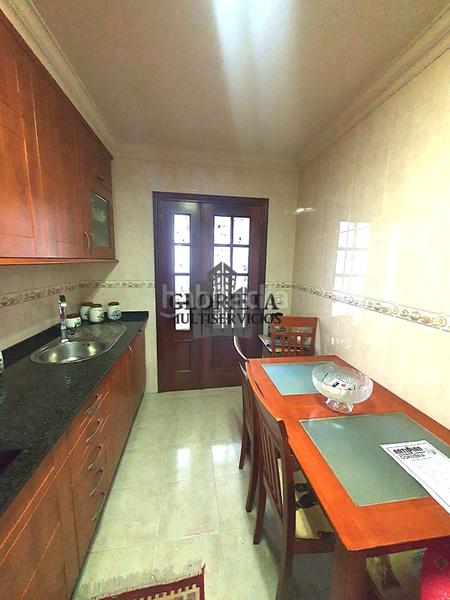 Foto 835518f0-0e5a-443d-bb92-84265db3d94c. Flat with heating parking in A Salgueira - O Castaño Vigo