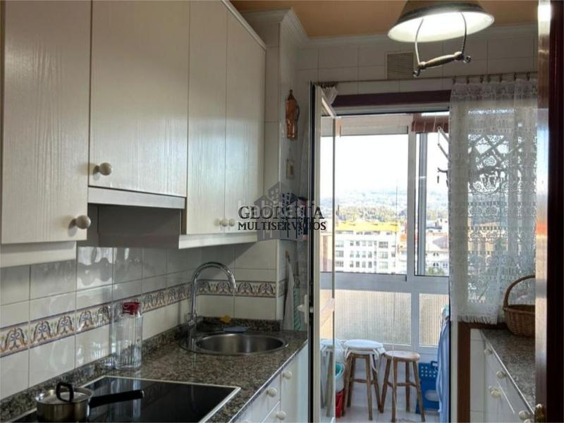 Foto 0f0d107f-e64f-4404-8ff0-2074f9e56f81. Piso estupenda oportunidad en plaza miñoca! en As Travesas - Balaidos Vigo