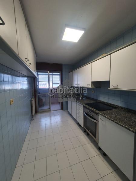 Foto 47f4258f-b274-4a4e-946c-2362f75a4787. Flat with heating parking in Centro - Areal Vigo