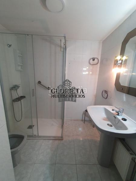 Foto 55af69cf-8bfc-4dd6-8363-2fc803a49a8a. Flat with heating parking in Centro - Areal Vigo