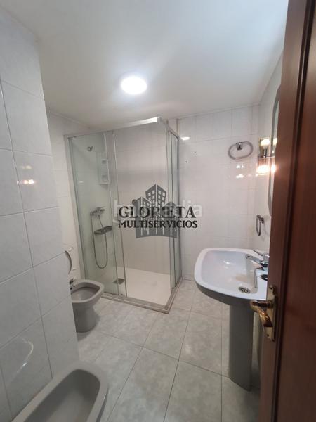 Foto 6a112f44-abc8-4995-af52-cb4dd6c2fc55. Flat with heating parking in Centro - Areal Vigo