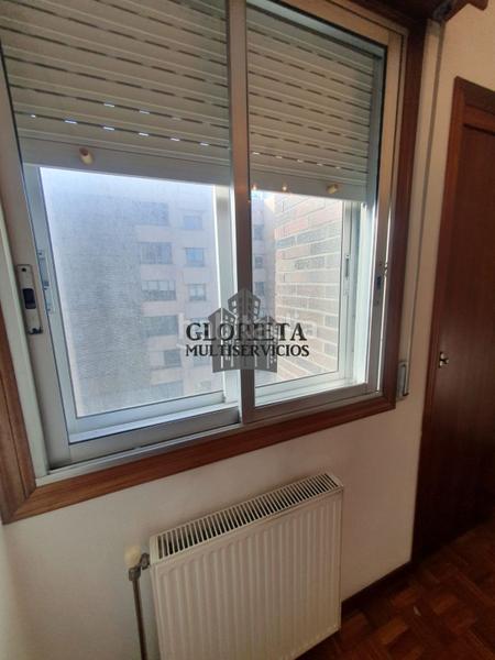 Foto 7bed1d63-f99f-4c4d-b93c-bc0cd699ba44. Flat with heating parking in Centro - Areal Vigo