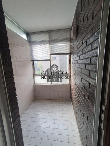 Foto 9032fb72-bafc-4296-a830-a7f0a31e54db. Flat with heating parking in Centro - Areal Vigo