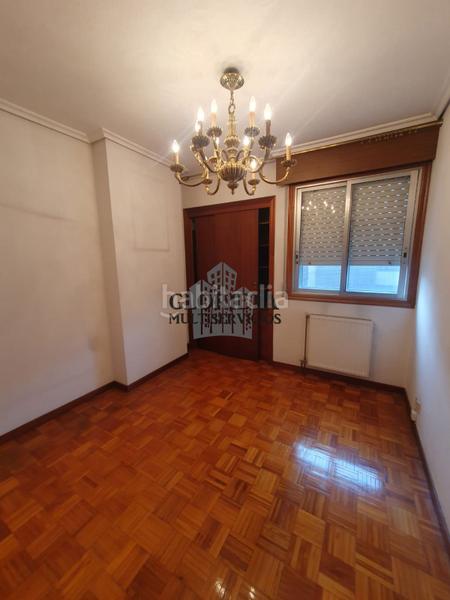 Foto c3e027f8-ea48-489a-958b-374980b9fcc1. Flat with heating parking in Centro - Areal Vigo