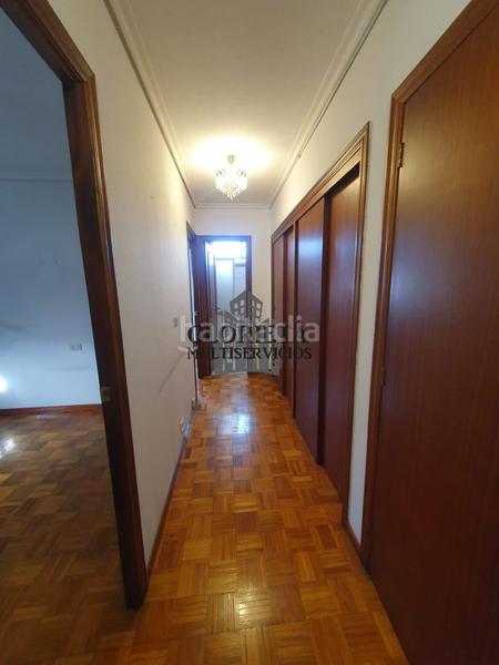 Foto d59c2936-d8e7-4ba0-a967-da6862fa509d. Flat with heating parking in Centro - Areal Vigo