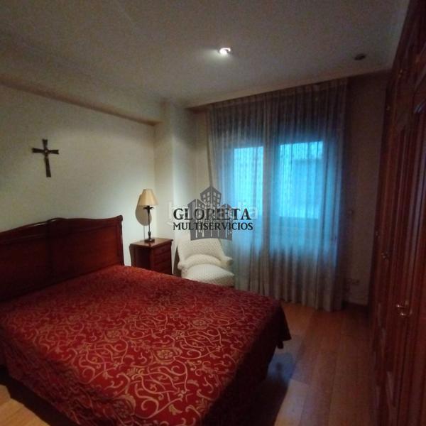 Foto 1b4a33f1-f0dc-46a4-ad2a-ffcabe852b11. Flat with heating parking in Centro - Areal Vigo