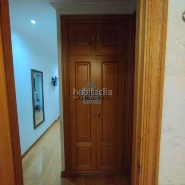 Foto a06696f8-d10c-412d-be53-67afd02348a0. Flat with heating parking in Centro - Areal Vigo