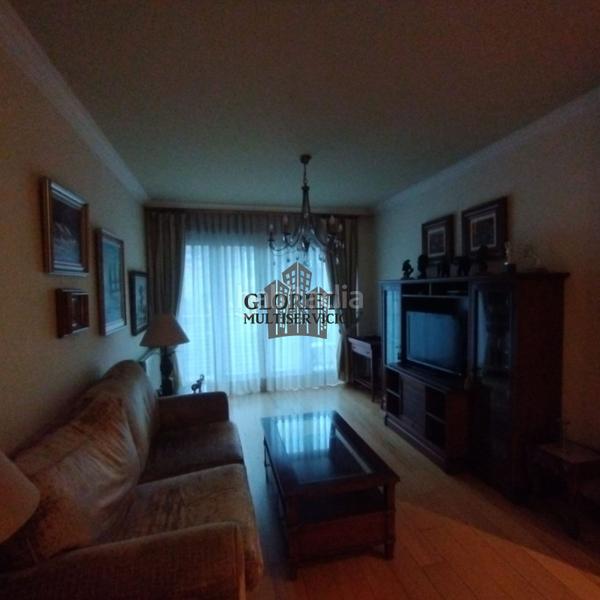 Foto b51920d9-1f87-48bb-b500-1b0a3a443946. Flat with heating parking in Centro - Areal Vigo