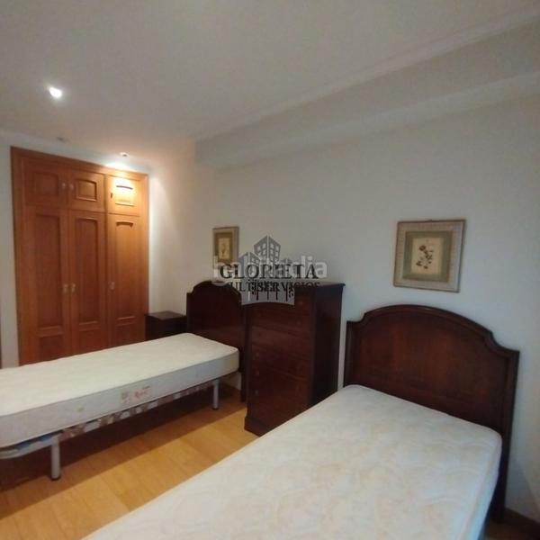 Foto eccbe210-ddbf-45db-a5cd-244fdd096e61. Flat with heating parking in Centro - Areal Vigo