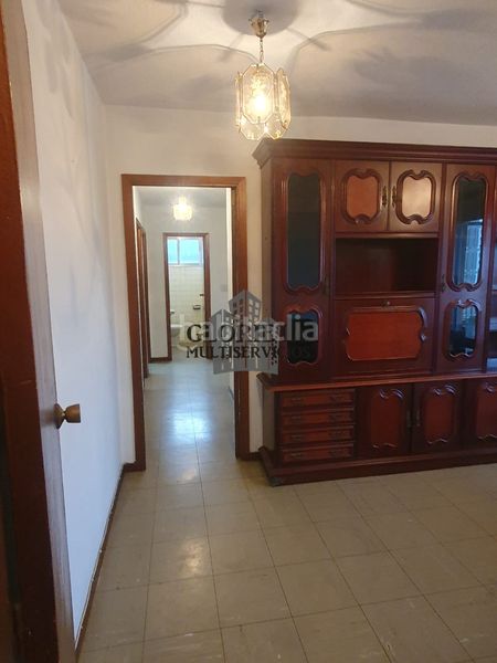 Foto 516542bb-d44a-44bc-bd1e-2d8ff399dbad. Piso  de 4 habitaciones,2 baños, trastero y ascensor en Vigo