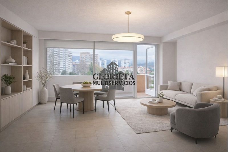 Foto 83d5ef7f-7979-4399-a724-578f05c62c34. Piso  de 4 habitaciones,2 baños, trastero y ascensor en Vigo