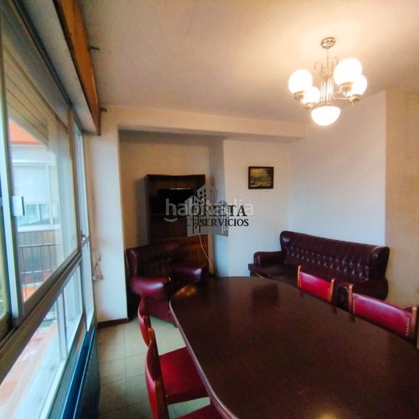 Foto e5e5198f-5052-4336-a215-535d1a3eadaf. Piso  de 4 habitaciones,2 baños, trastero y ascensor en Vigo