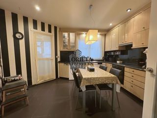 Flat in La Seca - Los Salgueriños. Magnífico piso en venta en pontevedra! se encuentra alquilado