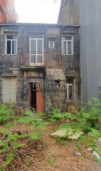 Foto df710eed-7492-4c10-ab3f-67f1a78855dd. Casa adossada amb calefacció a As Travesas - Balaidos Vigo
