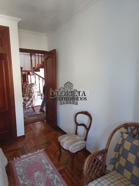 Foto ba6efc35-2edb-4634-a052-43bcc73342df. Casa amb calefacció aparcament a Coruxo - Oia - Saiáns Vigo