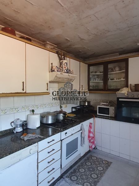 Foto e794593d-1b63-49a4-b611-1000fc615e7b. Casa amb calefacció aparcament a Coruxo - Oia - Saiáns Vigo