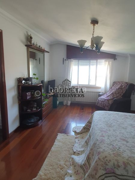 Foto e9095298-0ed0-48f2-83a7-f3d616f0bddd. Casa amb calefacció aparcament a Coruxo - Oia - Saiáns Vigo