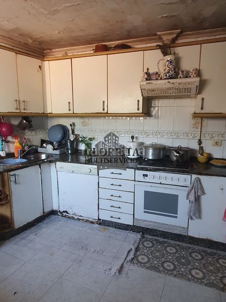 Foto f4a1ad50-274b-4978-8c90-71b46a795dba. Casa amb calefacció aparcament a Coruxo - Oia - Saiáns Vigo