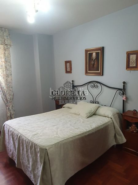 Foto 06e22a46-6885-42b0-b2d0-49298b7a2e61. Pis amb calefacció aparcament a Coia Vigo
